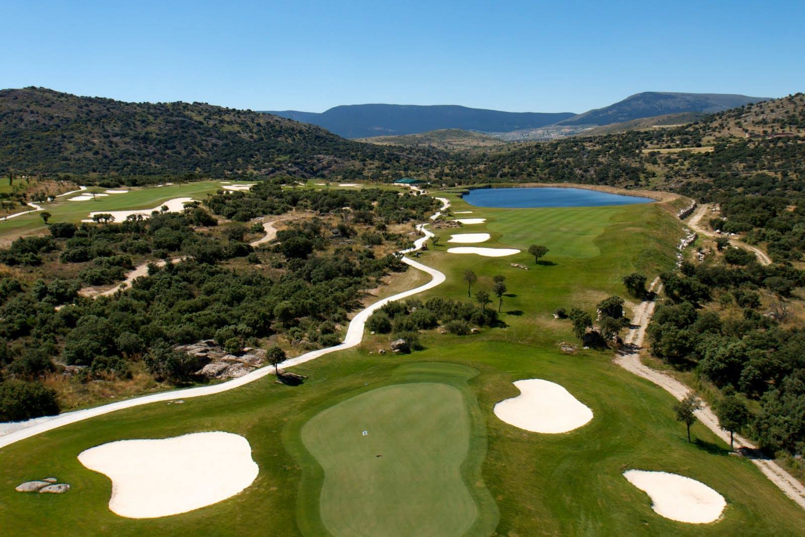 40380067_1757514047629797_3555620823823810560_o