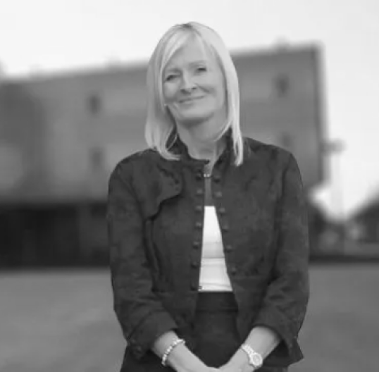 Bettina von den Steinen 